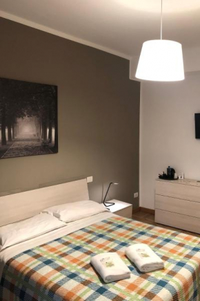  Guest House Brianza Room  Милан